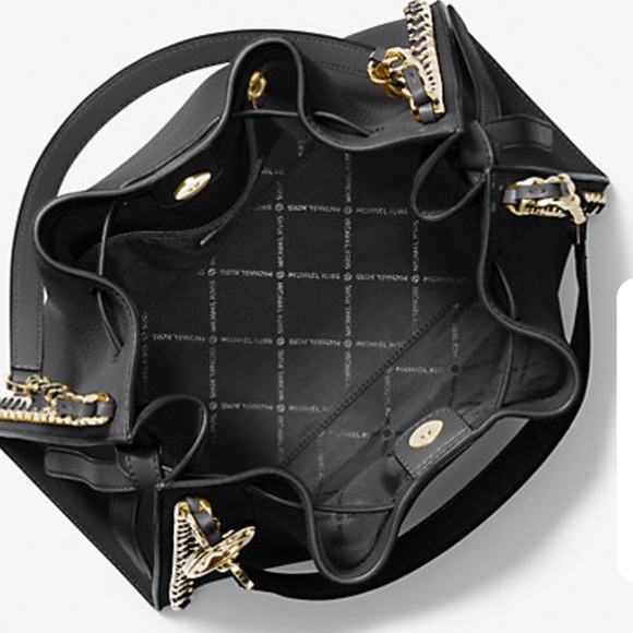 MICHAEL KORS
MINA LARGE BELTED CHAIN SHOULDER BAG BLACK COLOR - Picture 2 of 16